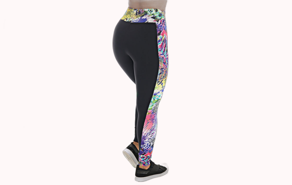 Calça Legging Preta com Estampas