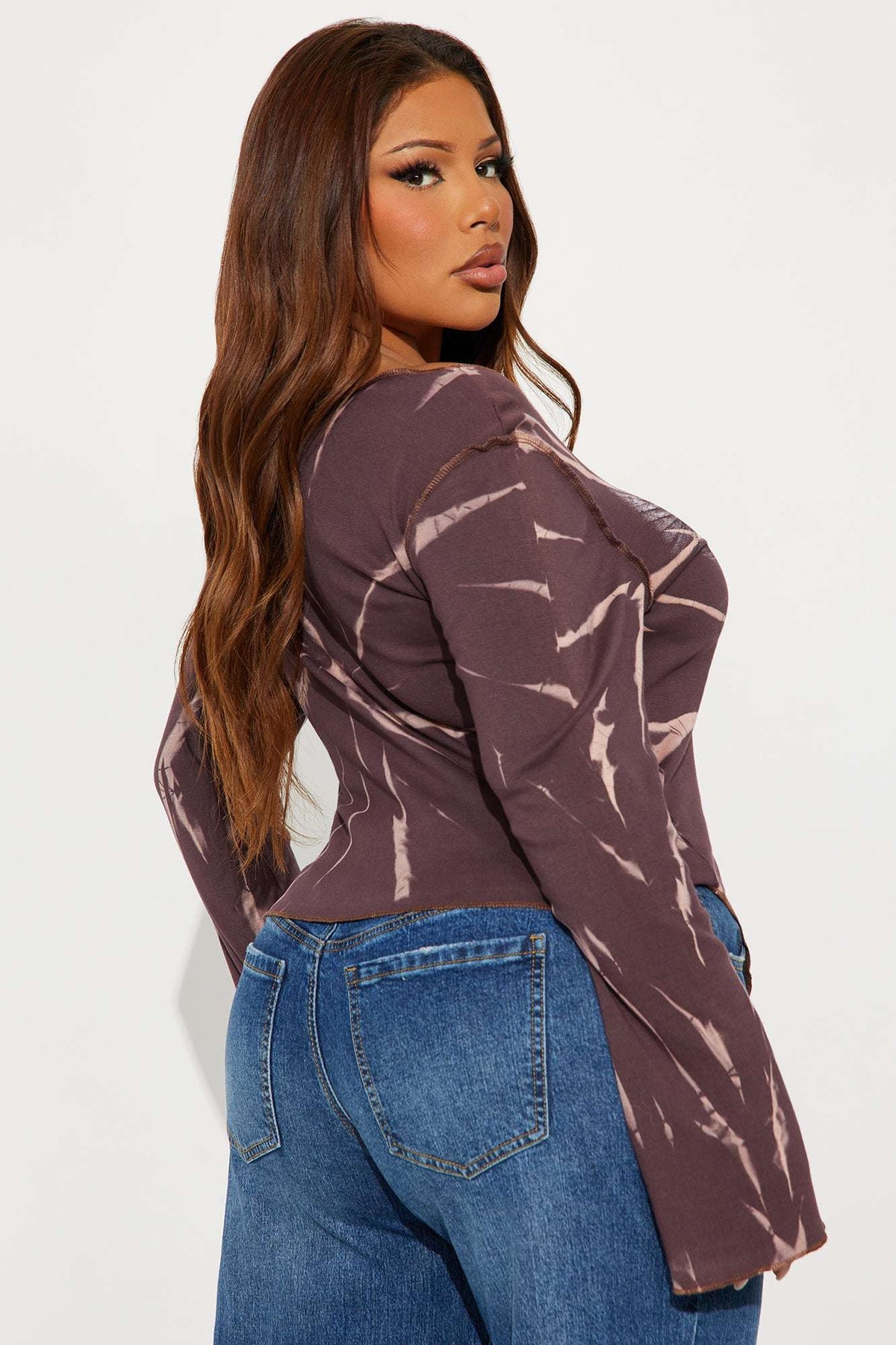 Blusa Feminina Estampado Canelado Decote V Marrom – Doce Malícia