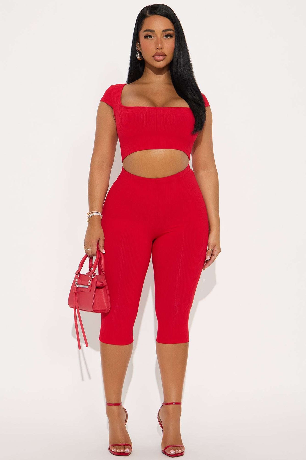 Boné Feminino Quadrado Preto – Doce Malícia