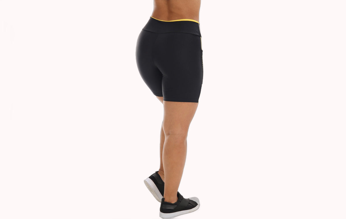 Short Fitness Preto com Bolso Amarelo