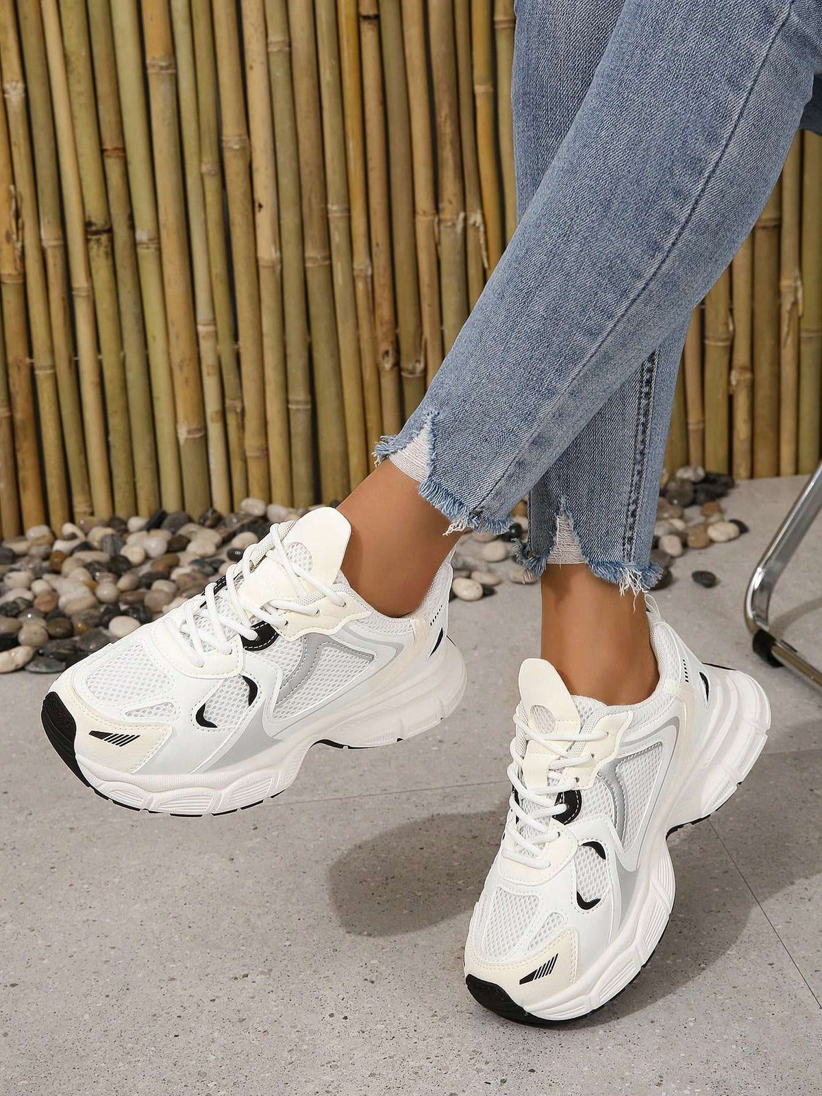 Tênis Feminino Corrida Cadarço Bicolor Branco – Doce Malícia