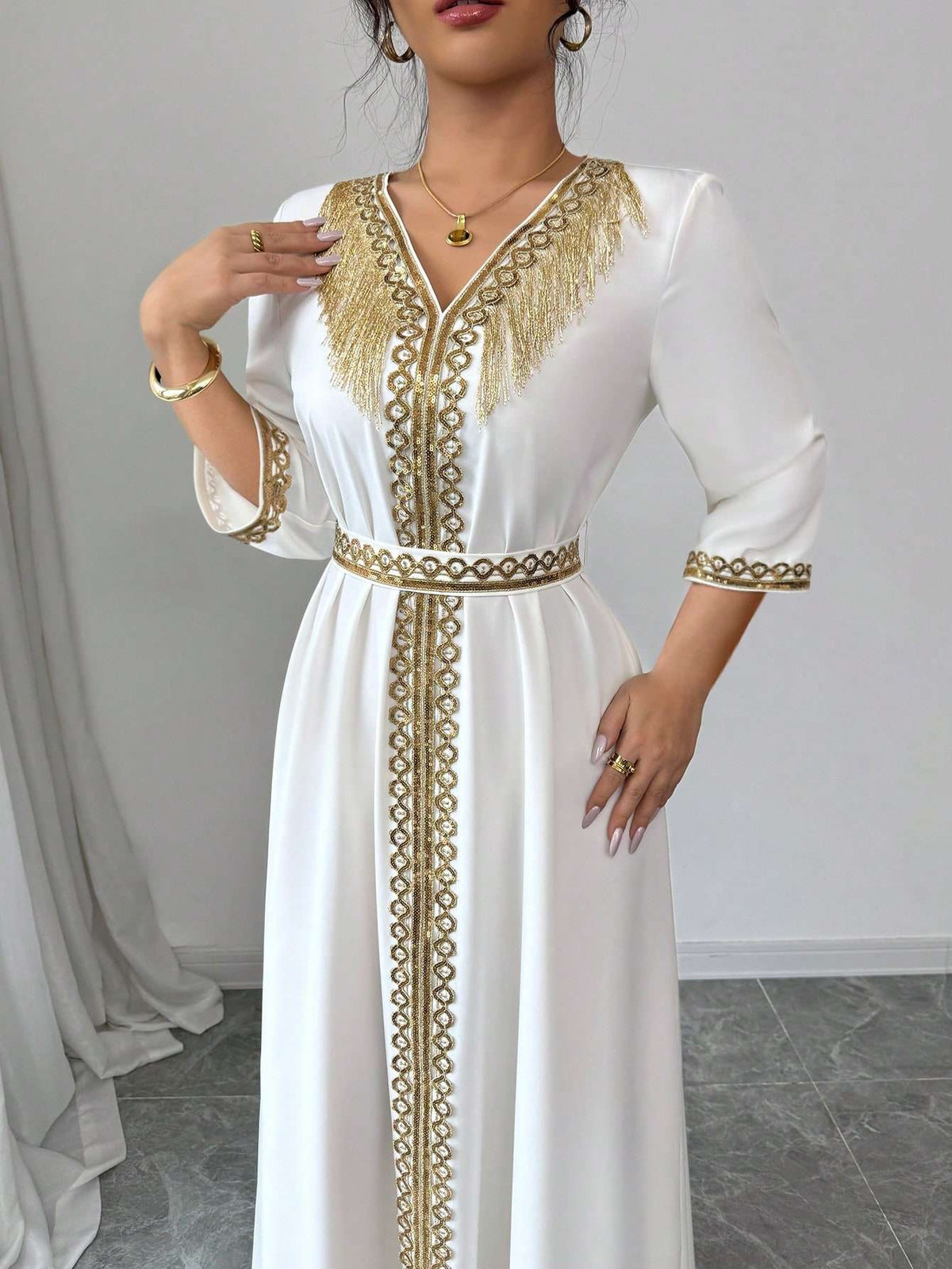 Vestido Longo Feminino Franjas Dourado – Doce Malícia