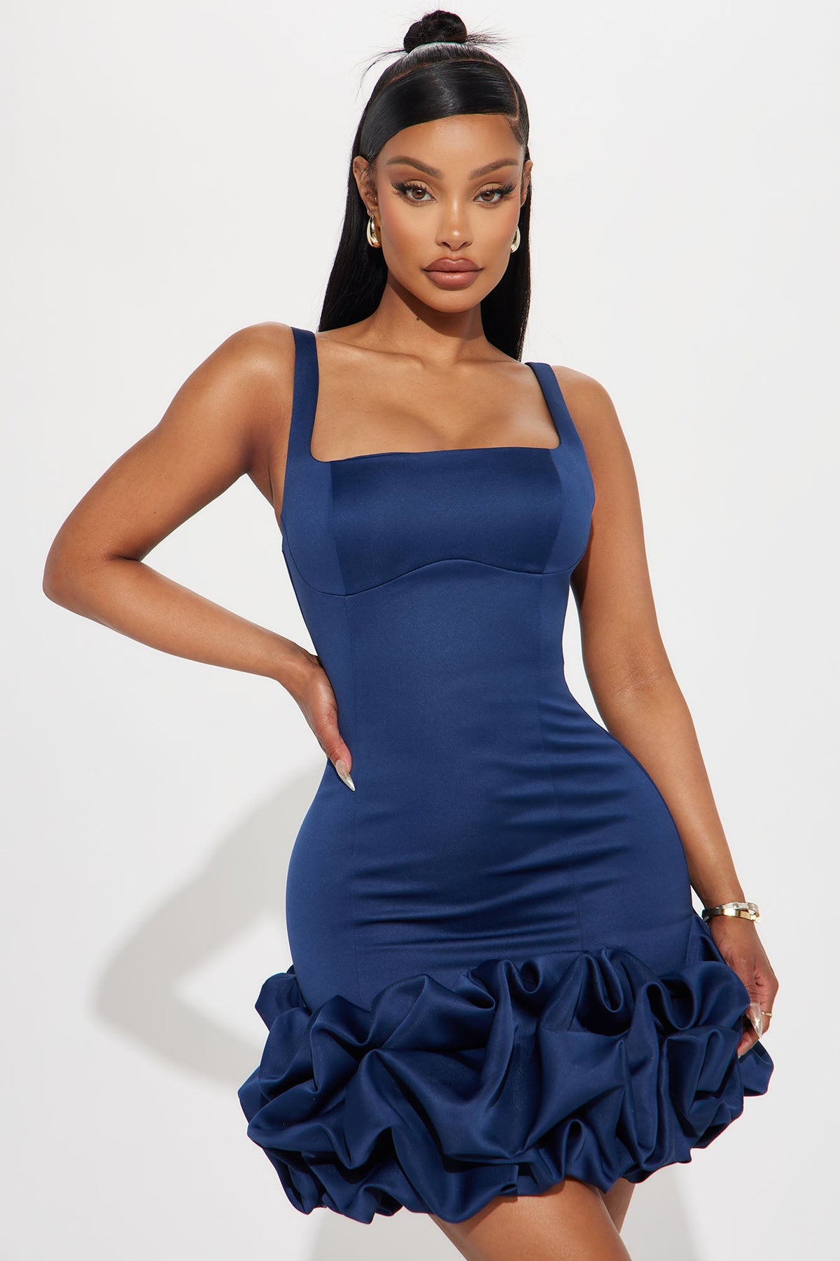Vestido Feminino Curto Cetim Preto – Doce Malícia