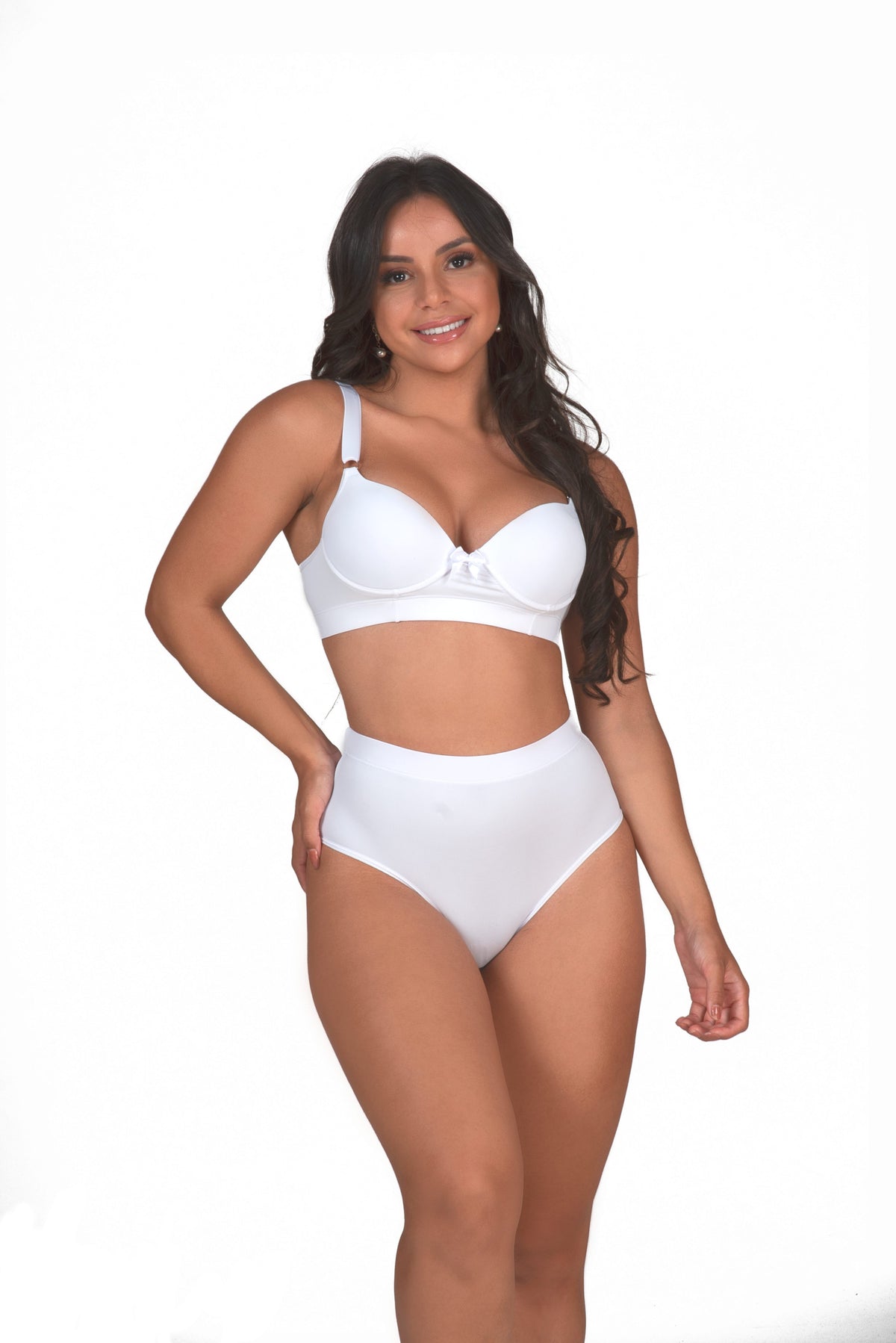 Conjunto de lingerie reforçado em Branco – Doce Malícia
