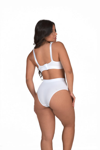 Conjunto de lingerie reforçado em Branco – Doce Malícia
