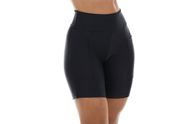 Bermuda fitness preta com bolso em Preto – Doce Malícia