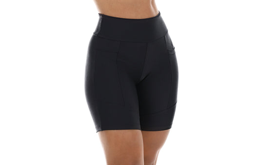 Bermuda fitness preta com bolso em Preto – Doce Malícia