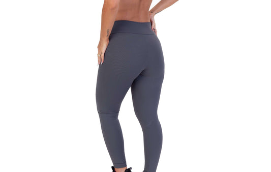 Calça legging básica cinza em cinza – Doce Malícia