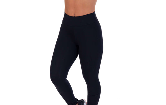 Calça legging preta básica em Preto – Doce Malícia