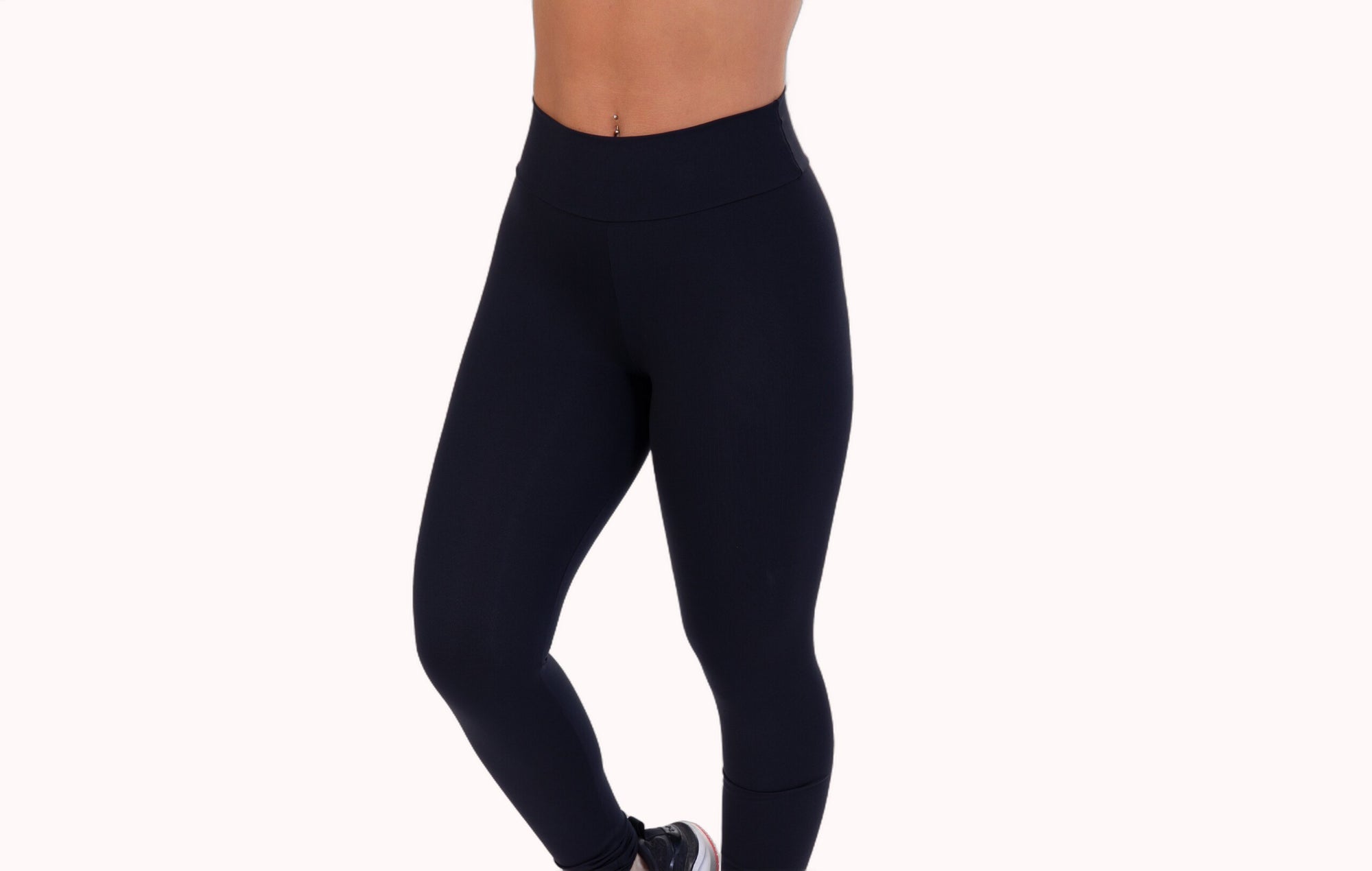 Calça legging preta básica – Doce Malícia