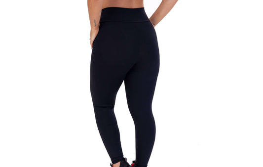 Calça legging preta básica em Preto – Doce Malícia