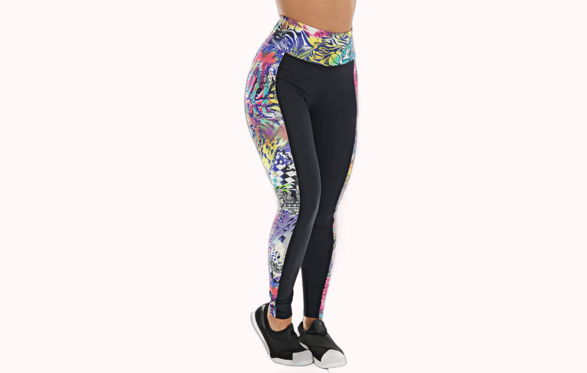 Calça Legging Preta com Estampas