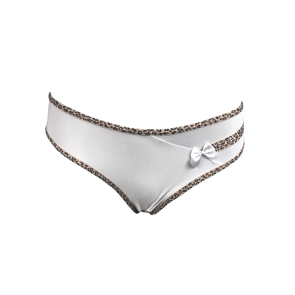 Calcinha com aviamento estampado em Branco – Doce Malícia
