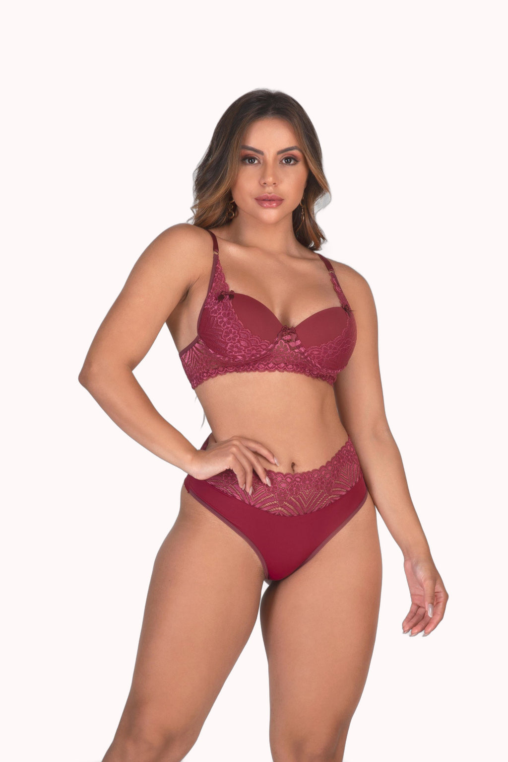Conjunto em renda com fio duplo – Doce Malícia