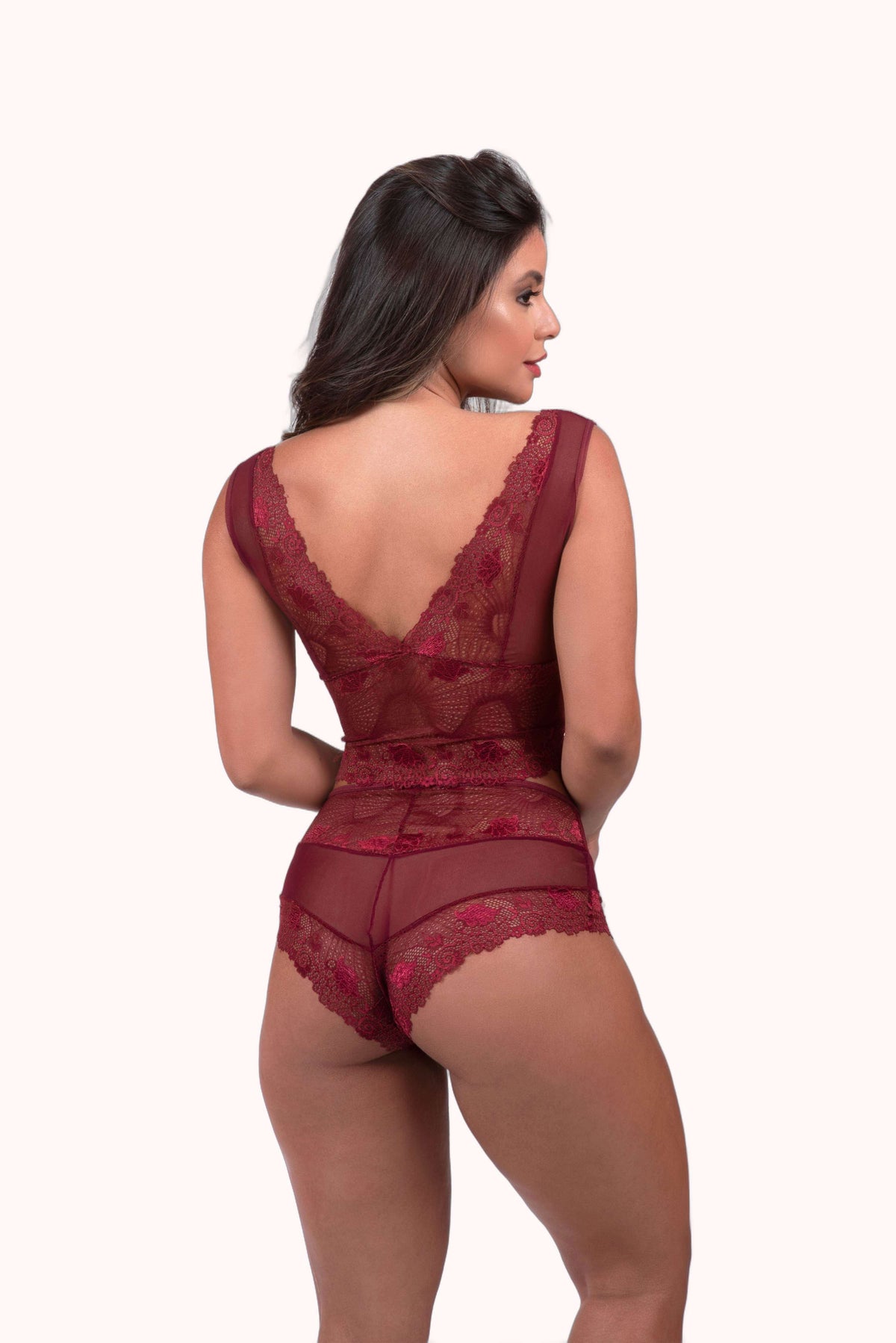 Conjunto em tule e renda – Doce Malícia