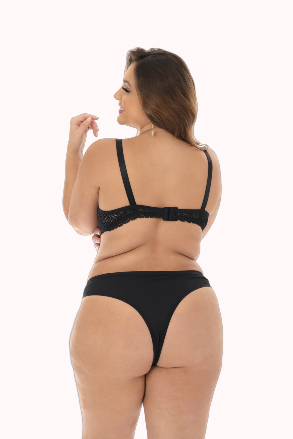 Conjunto Plus Size Sexy de Renda com strappy – Doce Malícia