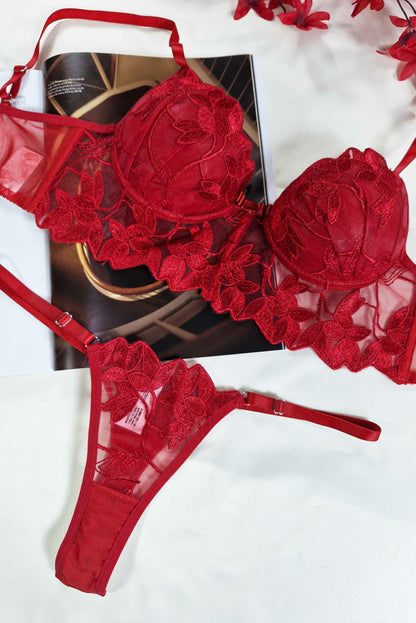 Conjunto Sensual em Tule Bordado em Branco – Doce Malícia