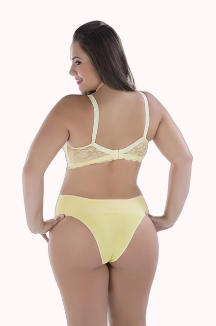 Conjunto Plus Size com detalhes em Renda – Doce Malícia