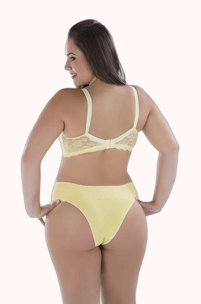 Conjunto Plus Size com detalhes em Renda – Doce Malícia