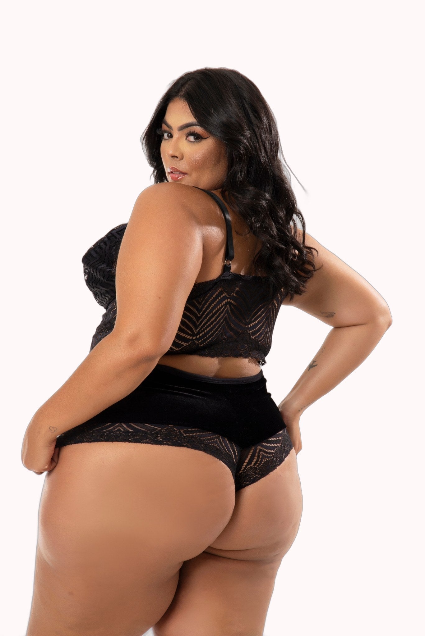 Baby Doll Plus Size de veludo – Doce Malícia