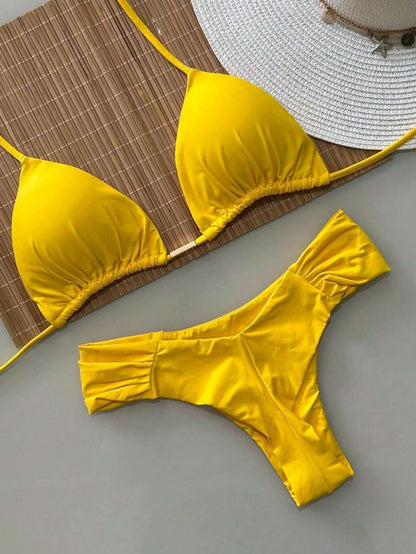 Biquíni Triangular Amarelo com Argola – Doce Malícia