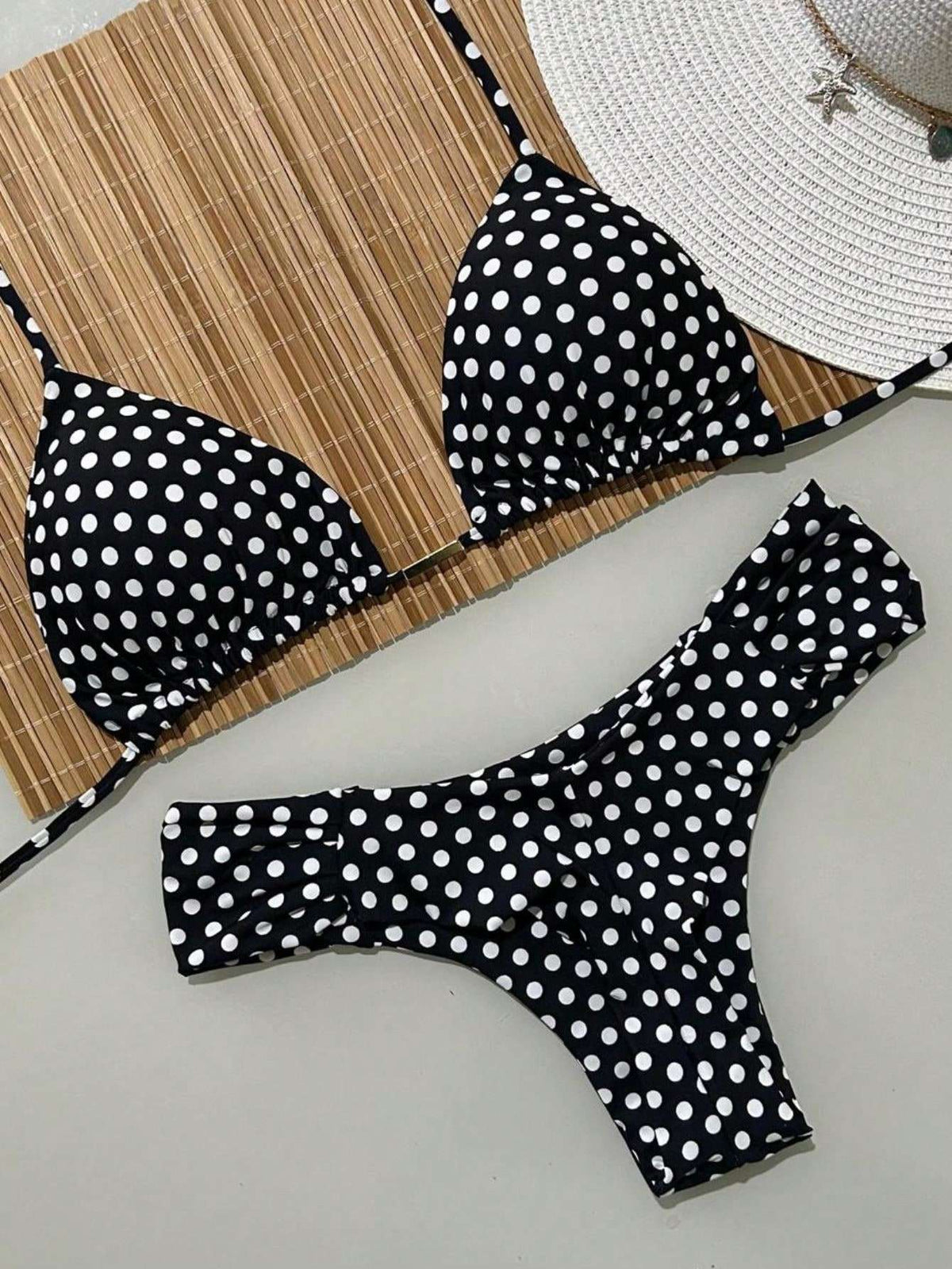 Biquíni Triangular Amarelo com Argola – Doce Malícia