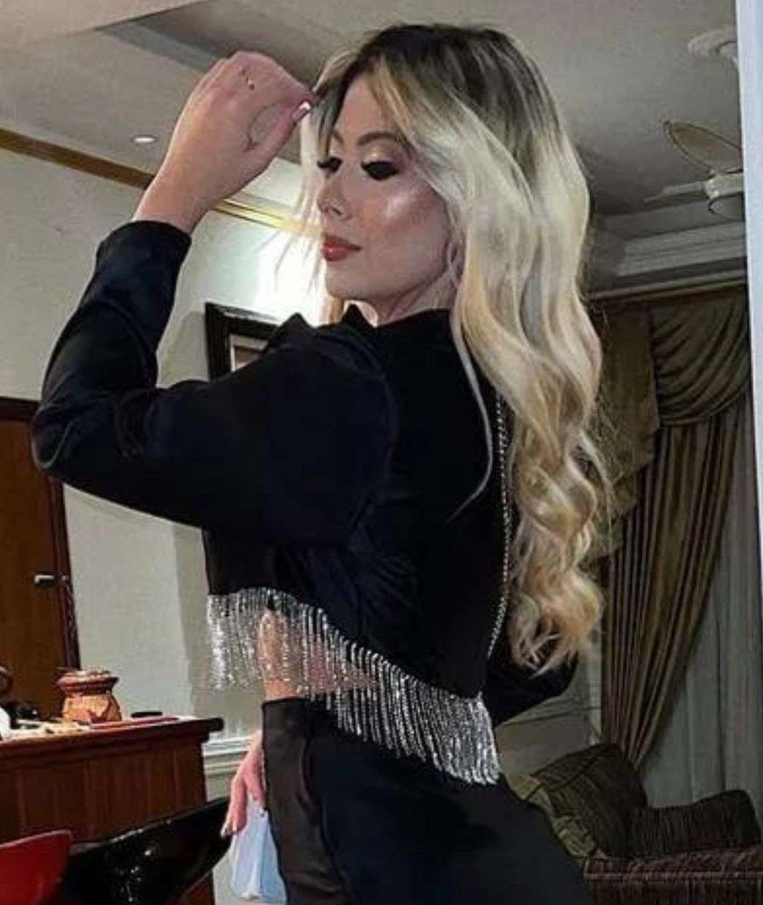 Blazer Gabi Alfaiataria Franja Strass - Preto