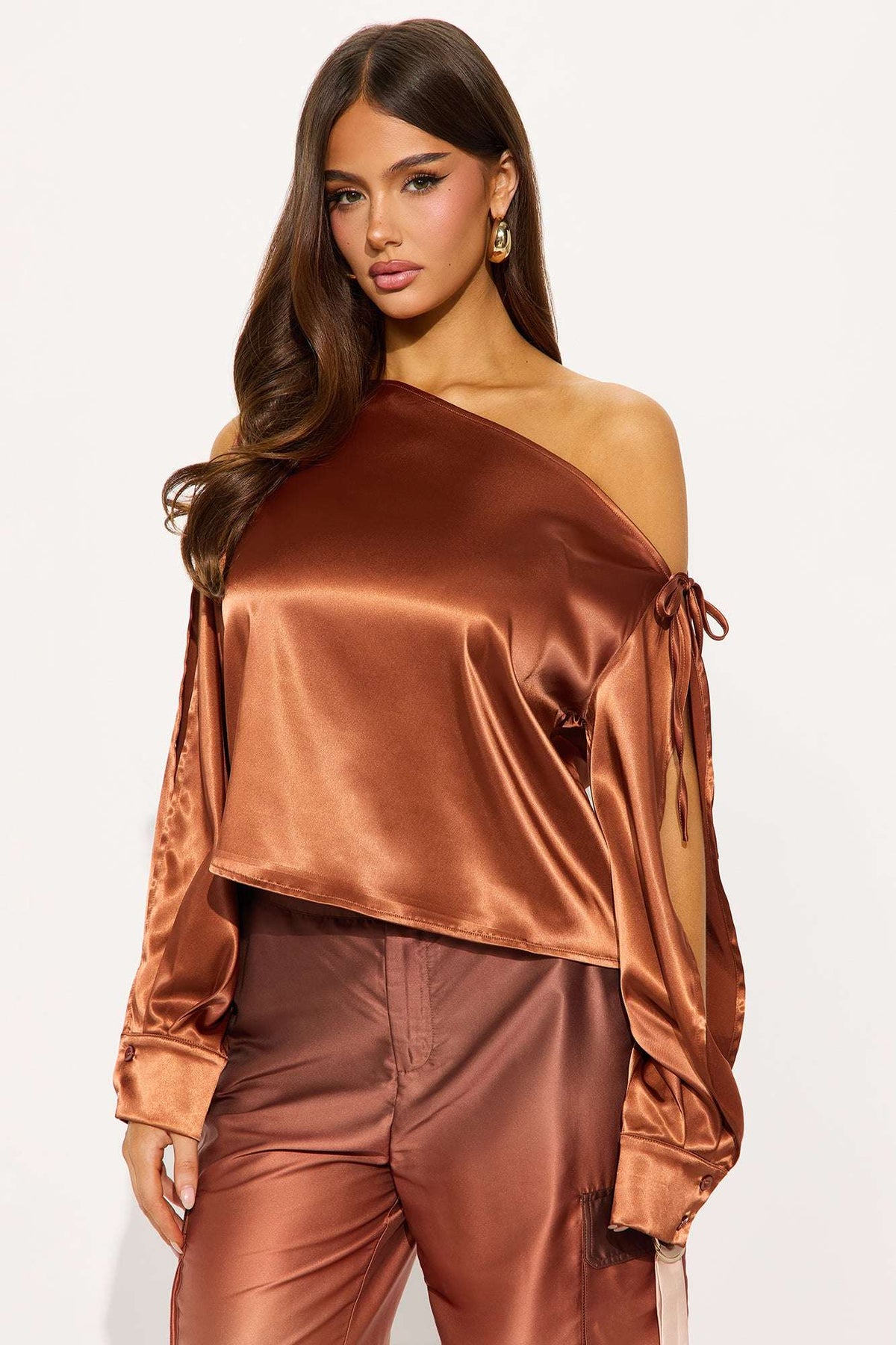 Blusa Feminina Cetim Marrom – Doce Malícia