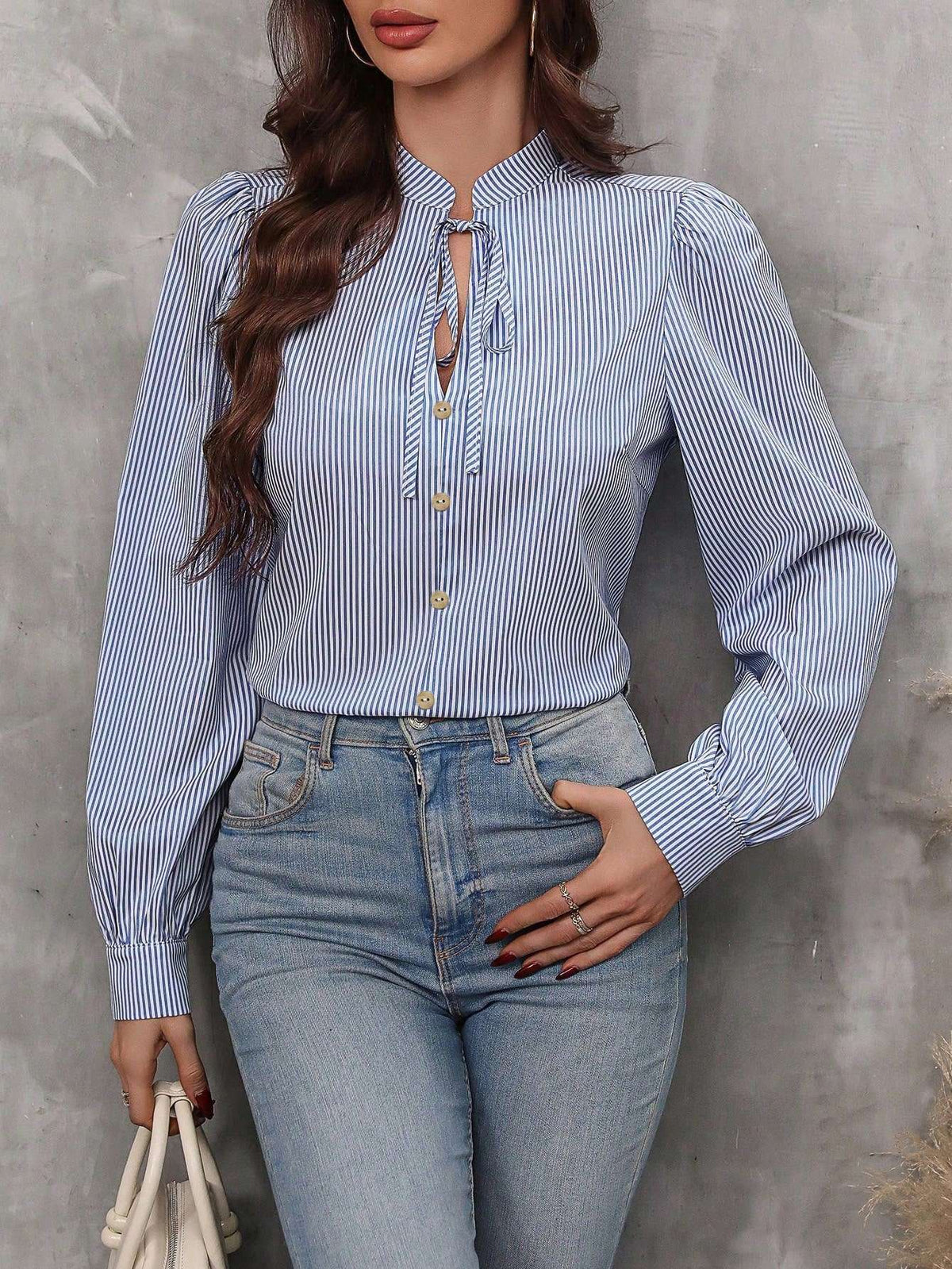 Blusa Listrada Manga Bufante Gola Amarração – Doce Malícia