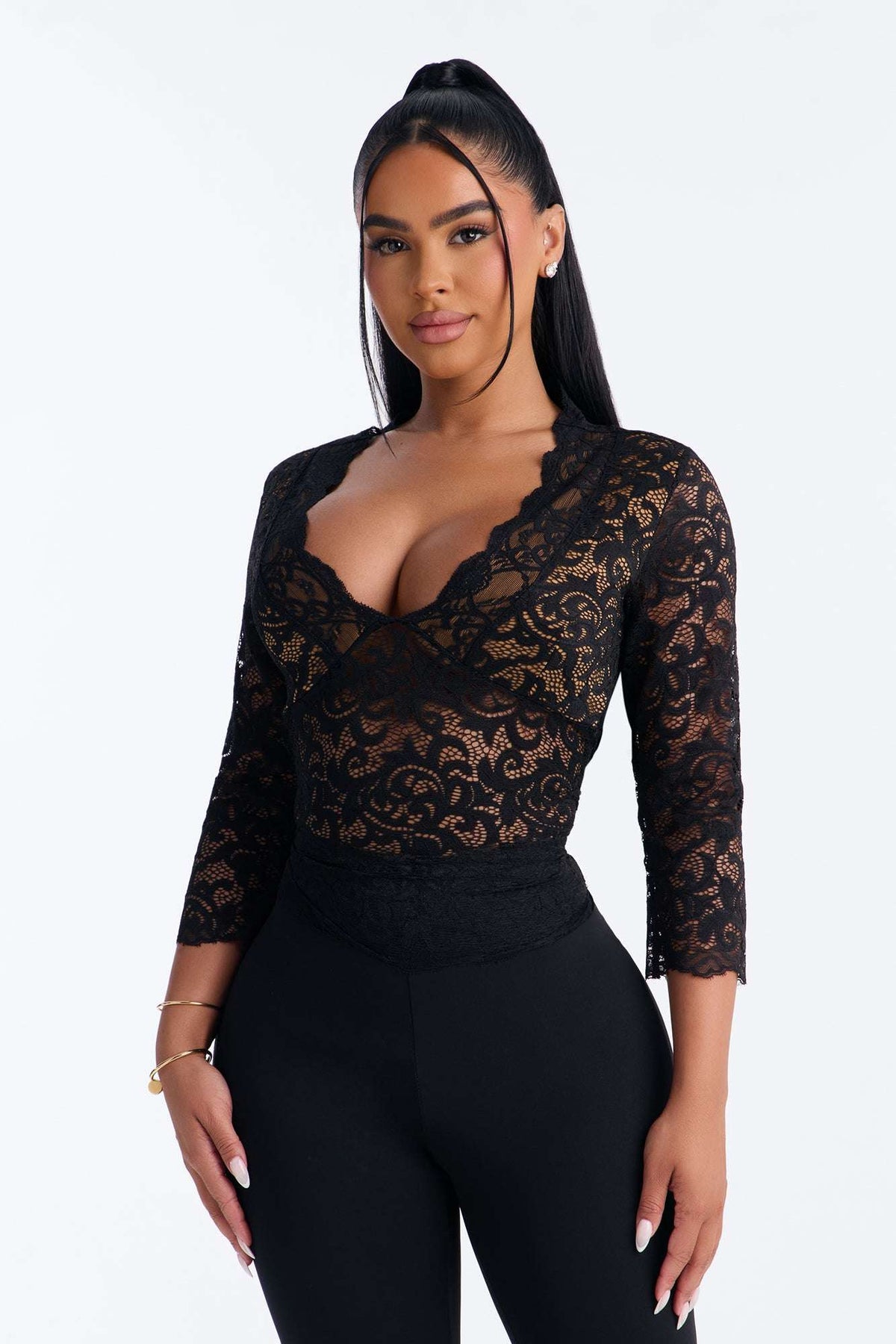 Blusa Feminina Renda Decote V Preto – Doce Malícia