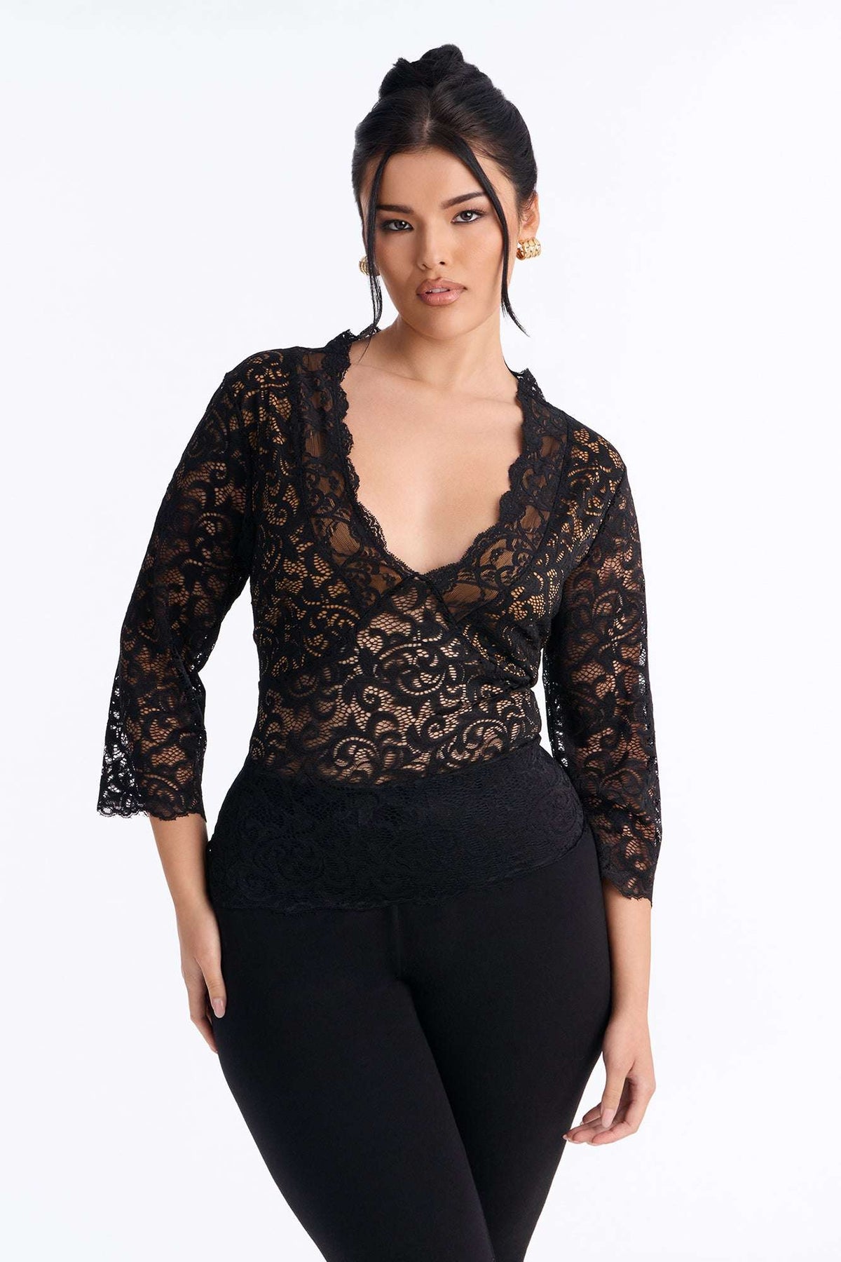 Blusa Feminina Renda Decote V Preto – Doce Malícia