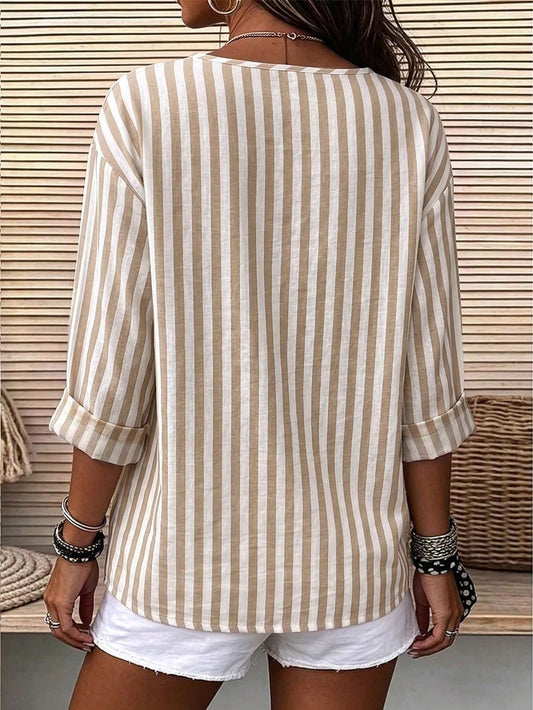 Blusa Feminina Listrada Bege e – Doce Malícia