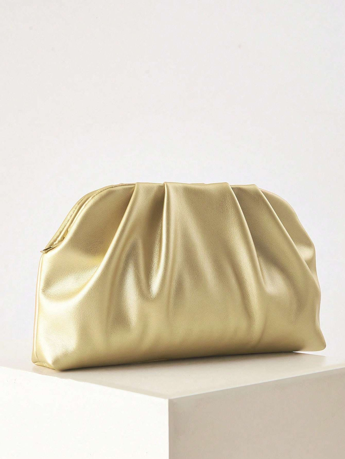 Bolsa Clutch de Festa Nuvem Dourada com Corrente – Doce Malícia