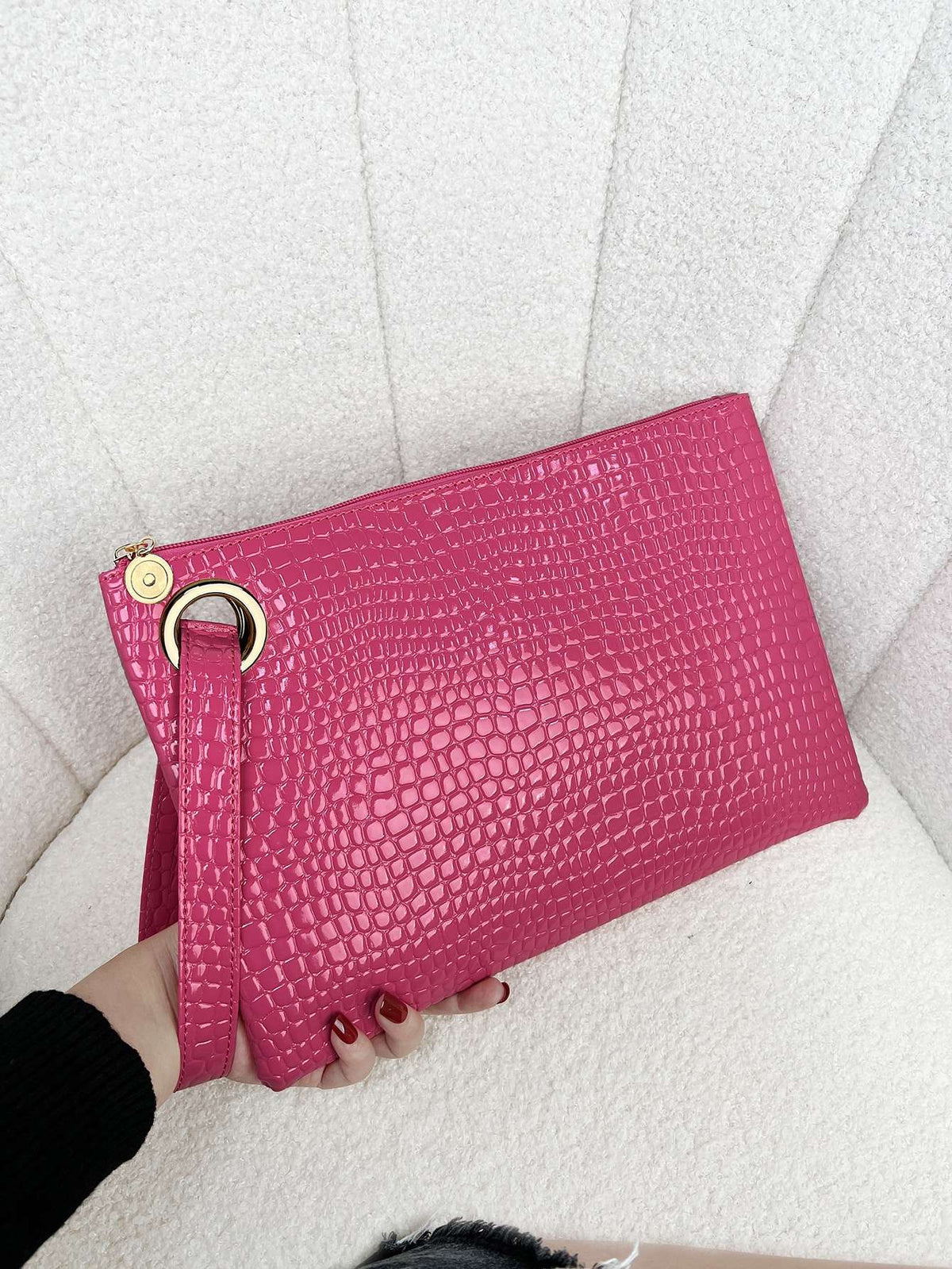 Bolsa Clutch de Mão Croco Envernizado – Doce Malícia