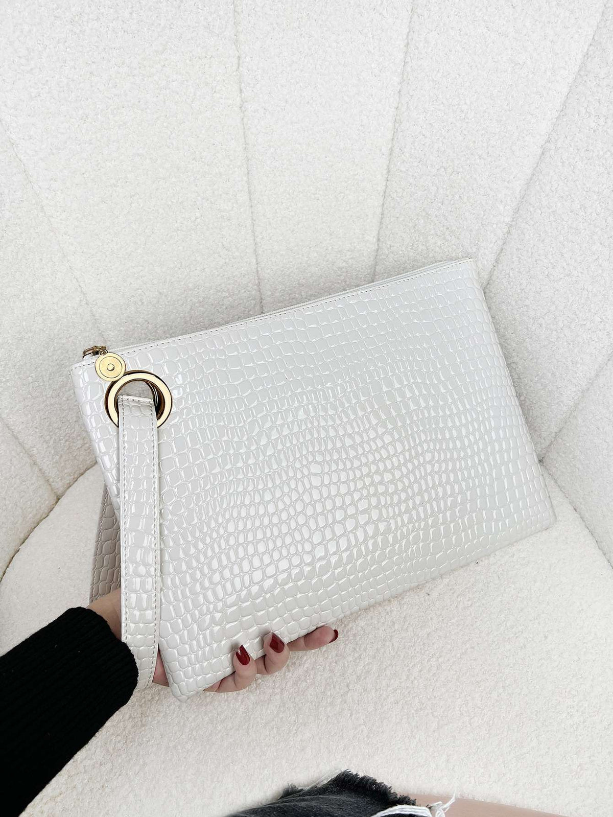 Bolsa Clutch de Mão Croco Envernizado – Doce Malícia