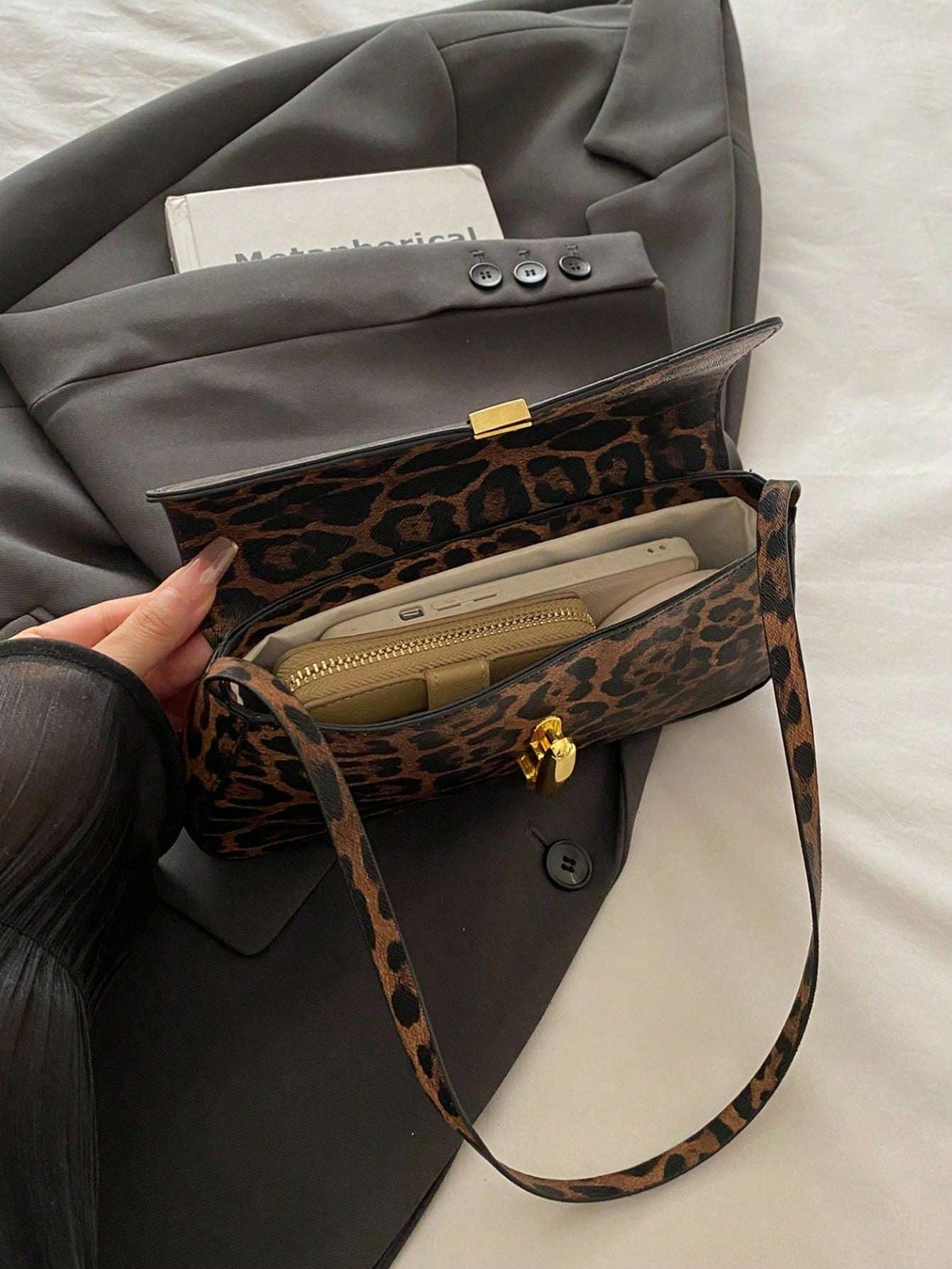 Bolsa Feminina de Ombro Café – Doce Malícia
