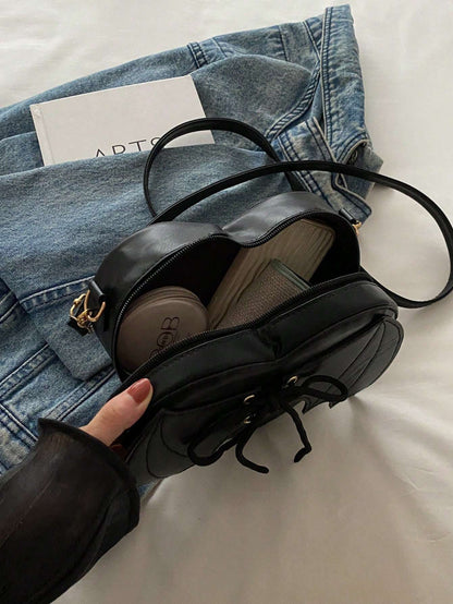 Bolsa Transversal Coração Asa de Morcego Gótica Preta – Doce Malícia