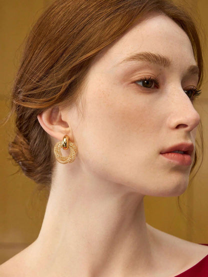 Brinco Feminino Dourado – Doce Malícia
