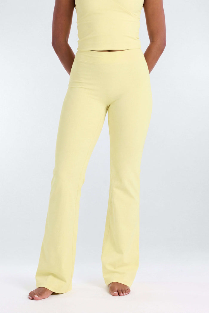 Calça Feminina Amarelo – Doce Malícia — Doce Malícia