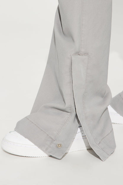 Calça Feminina Cargo Cinza – Doce Malícia