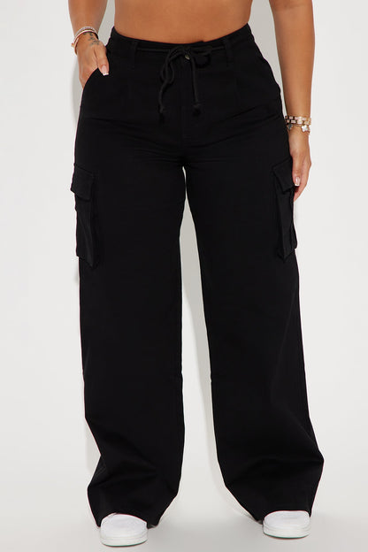 Calça Feminina Cargo Preto – Doce Malícia
