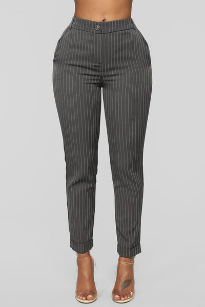 Calça Feminina Listrado Cinza – Doce Malícia