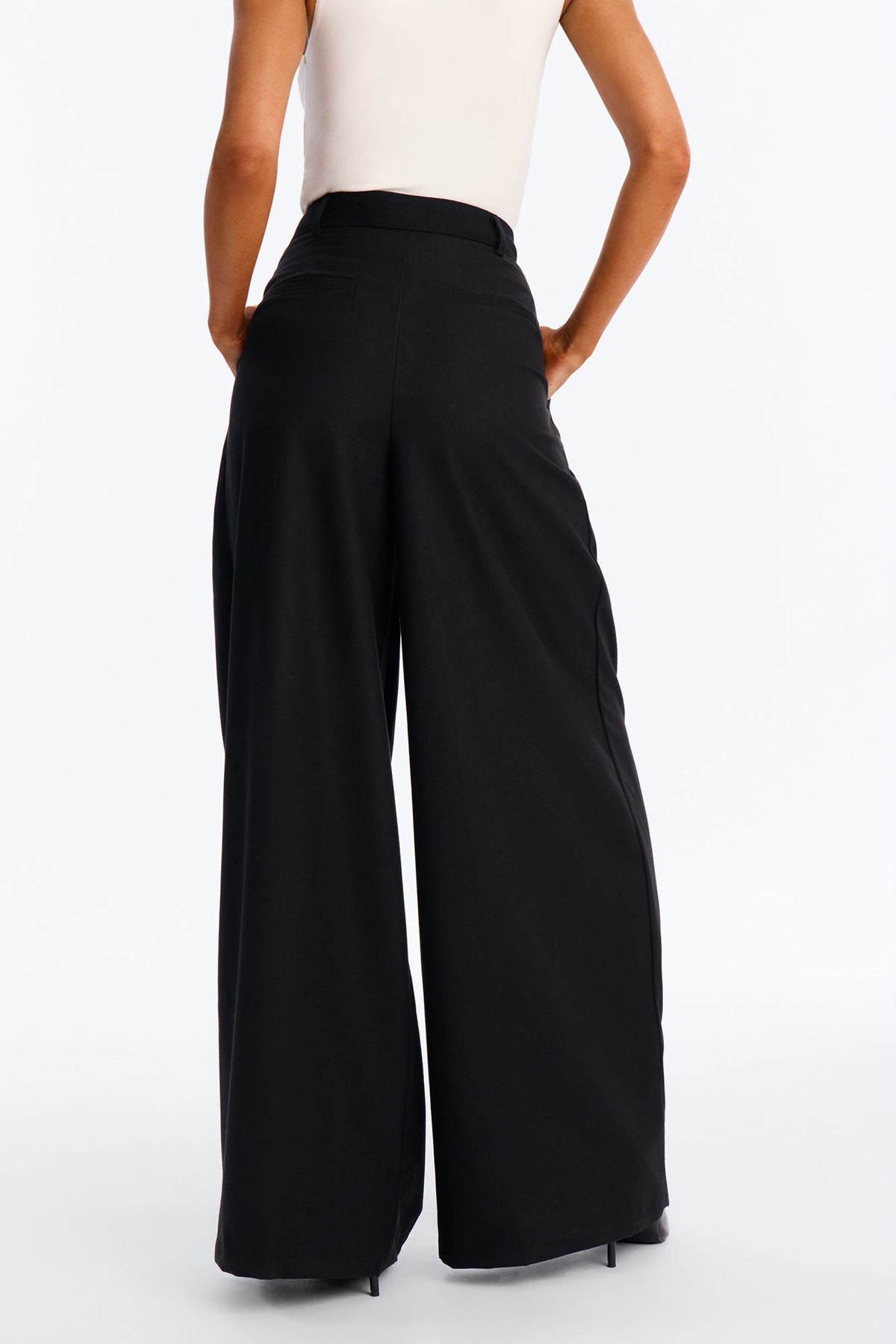 Calça Feminina Pantalona Plissado Preto – Doce Malícia