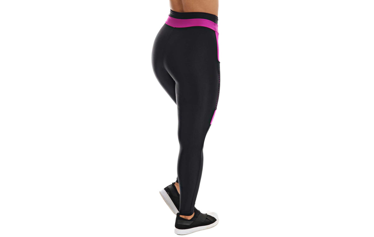 Calça legging com bolso roxo em Preto – Doce Malícia