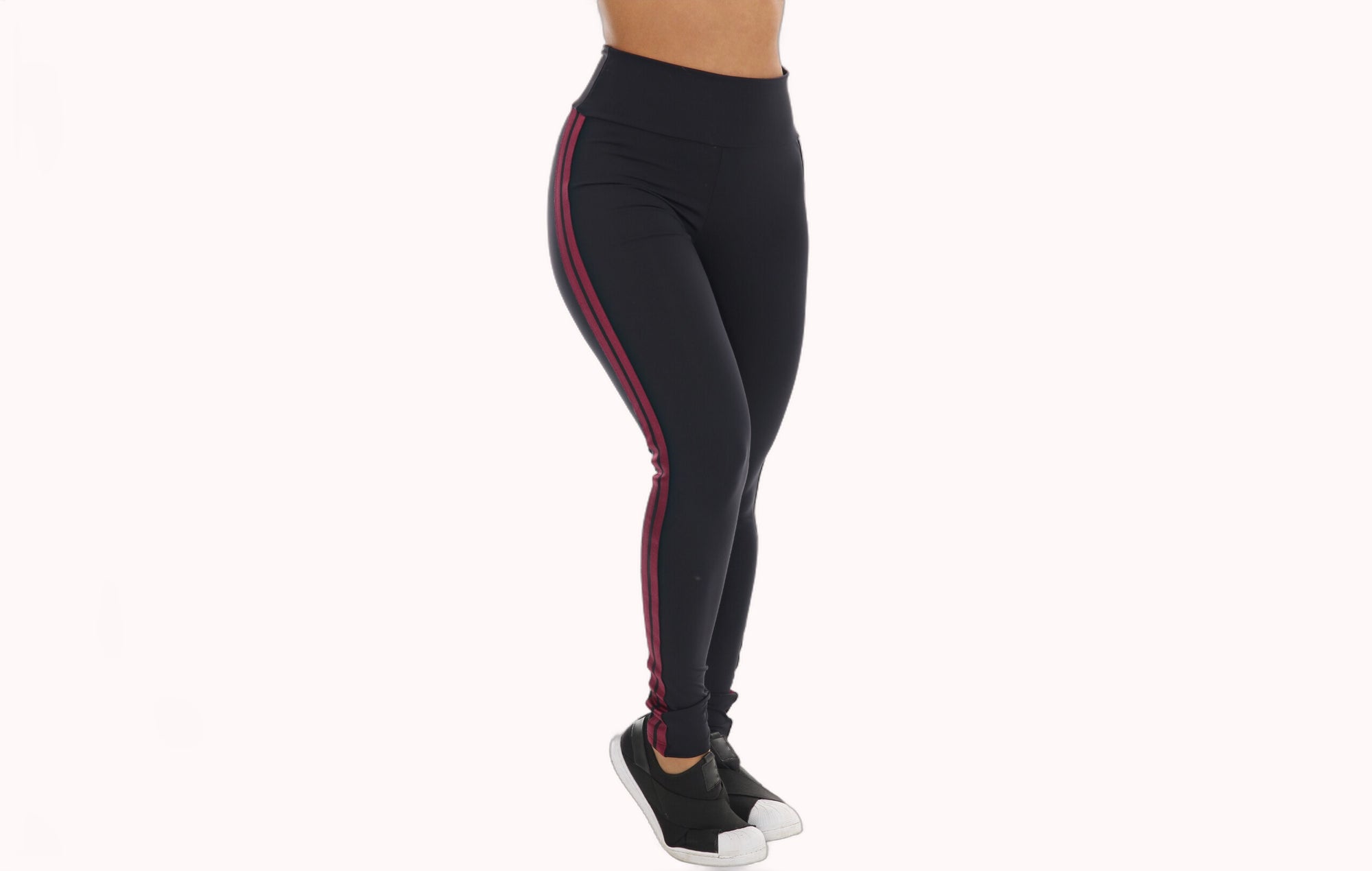 Calça legging preta com listras nas laterais – Doce Malícia