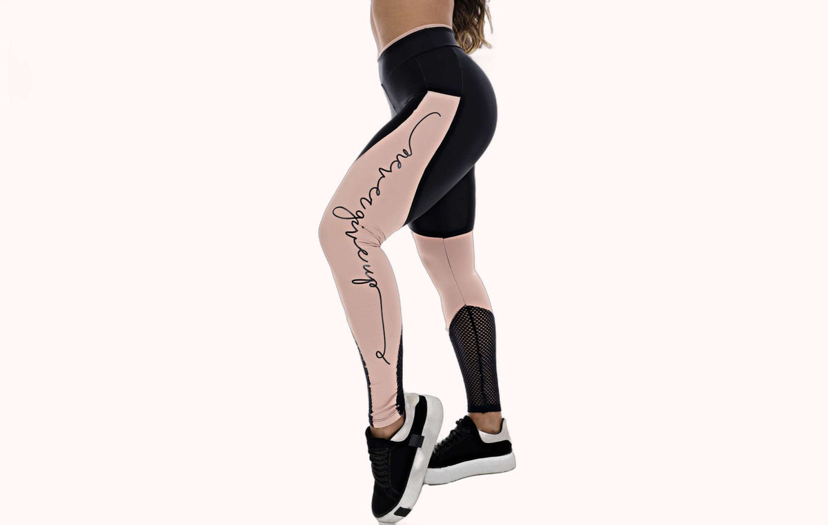 Calça Legging Fitness Feminina Cintura Alta com Silk e Recortes