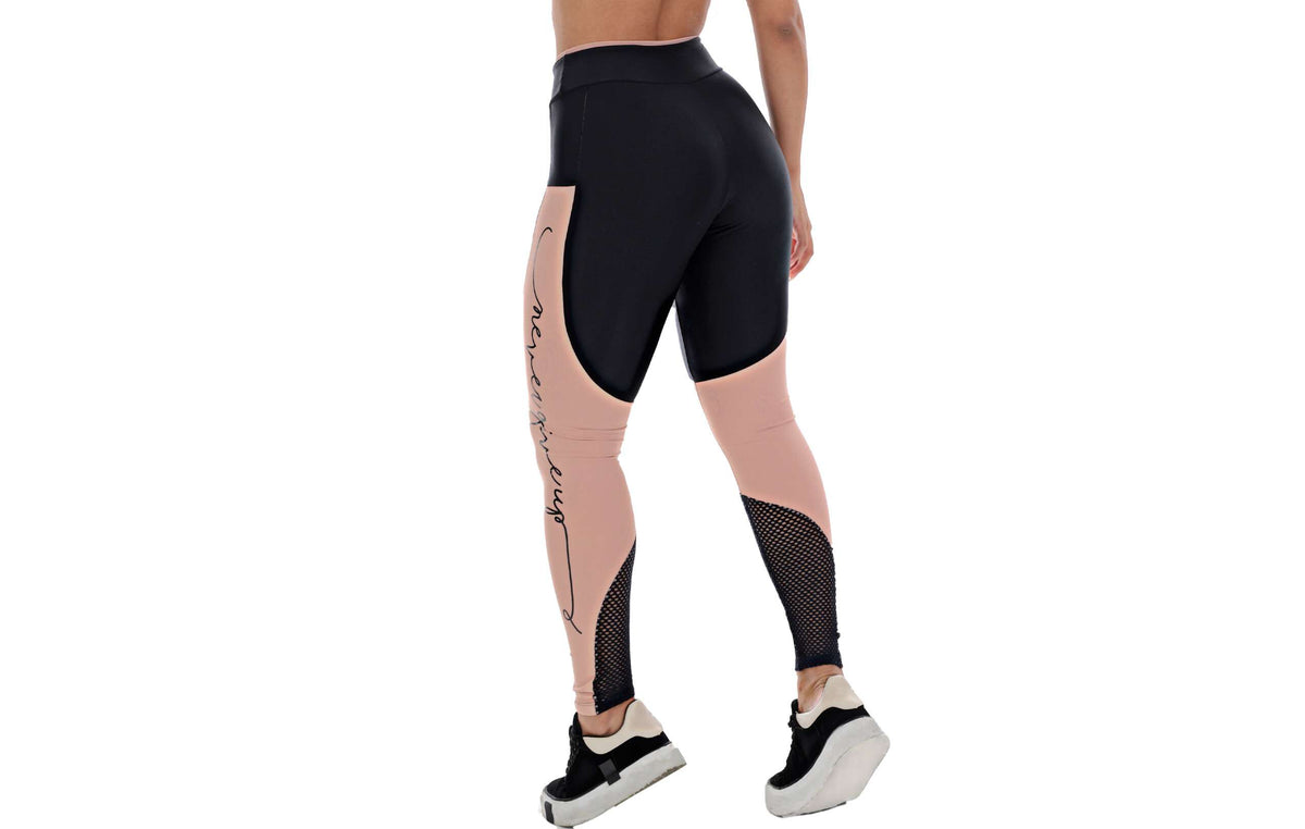 Calça legging elemental com Silk em Preto – Doce Malícia