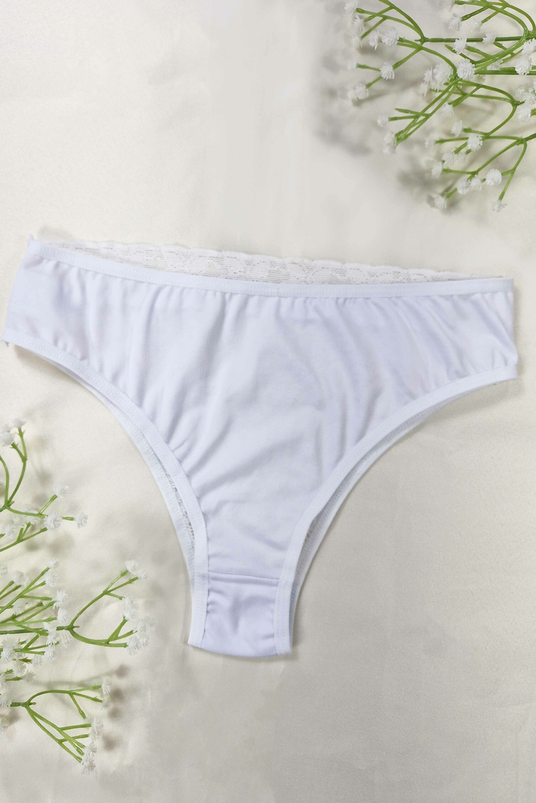 Calcinha Conforto de Microfibra e Renda em Branco – Doce Malícia