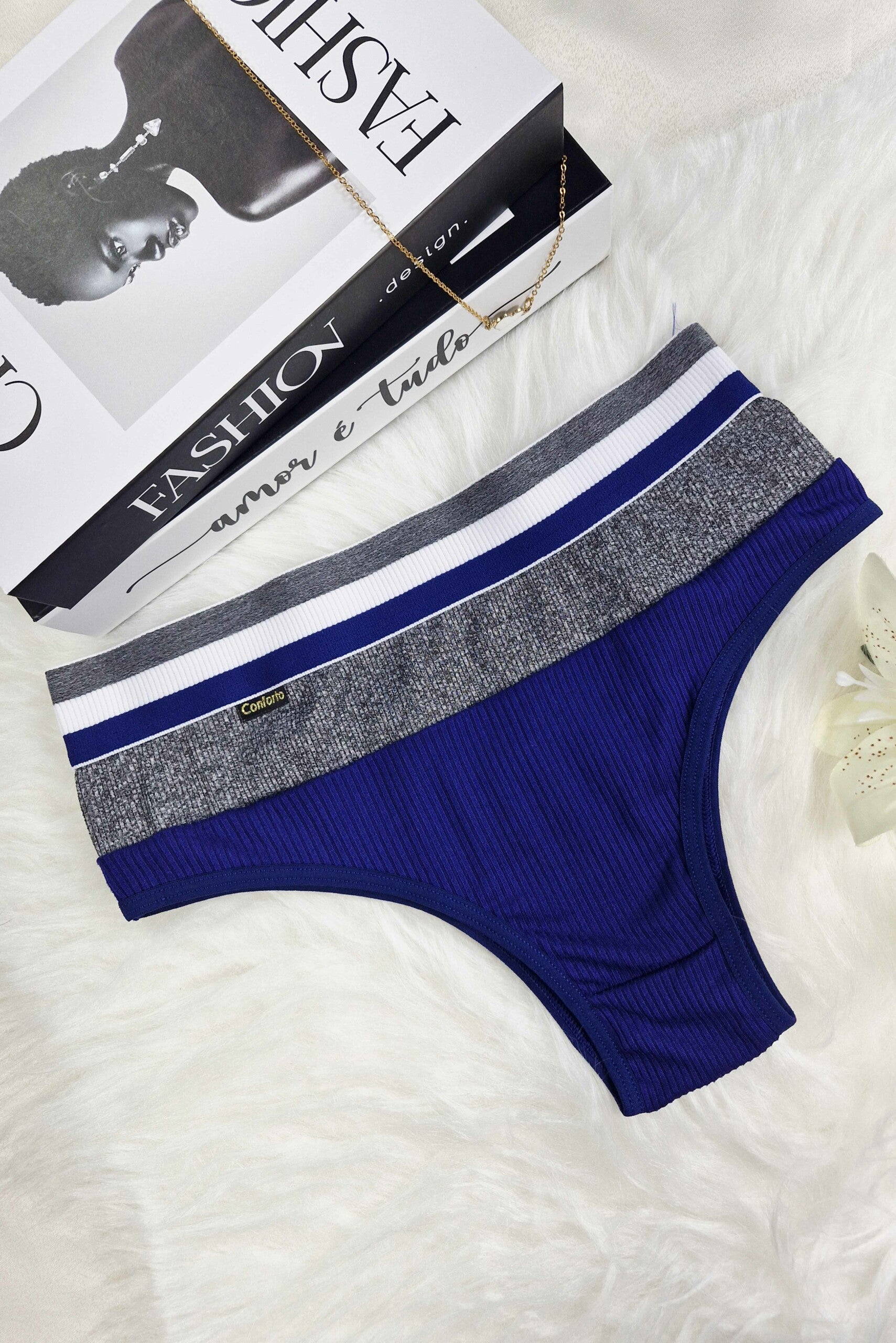 Calcinha em Suede Canelado com em azul-Marinho – Doce Malícia