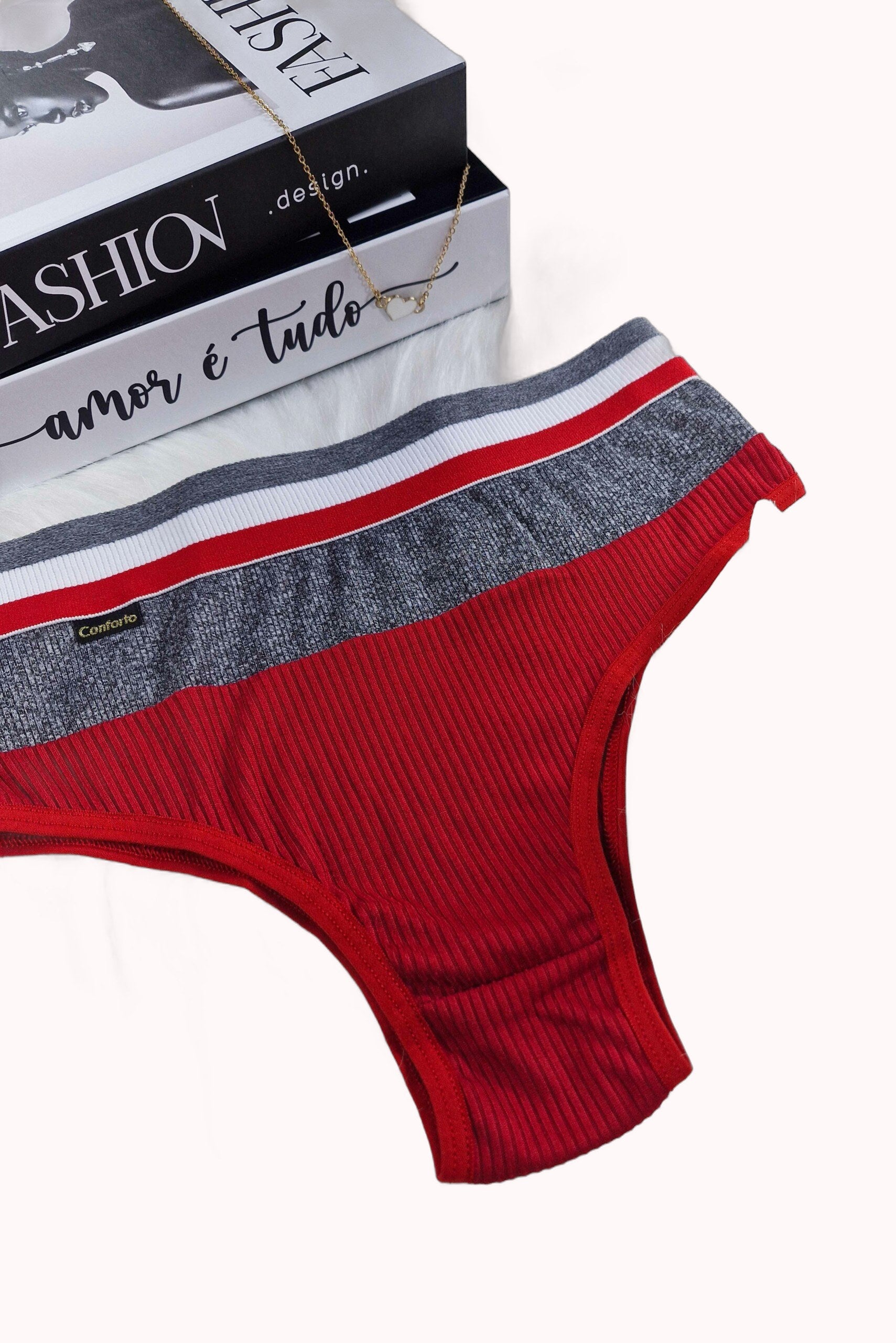 Calcinha em Suede Canelado com Elástico na Cintura – Doce Malícia